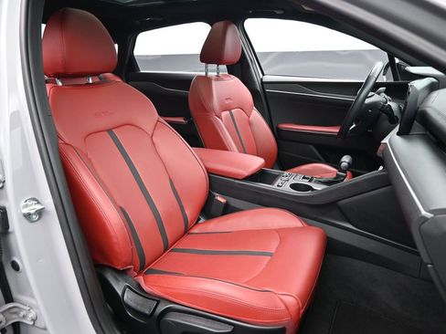 Used 2024 Kia K5 GT-Line image 30