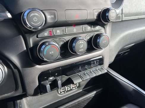 Used 2021 RAM 1500 Laramie w/ Sport Appearance Package image 10