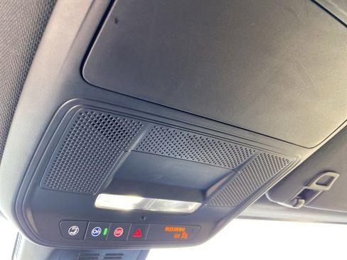 Used 2025 Chevrolet Equinox LT image 42