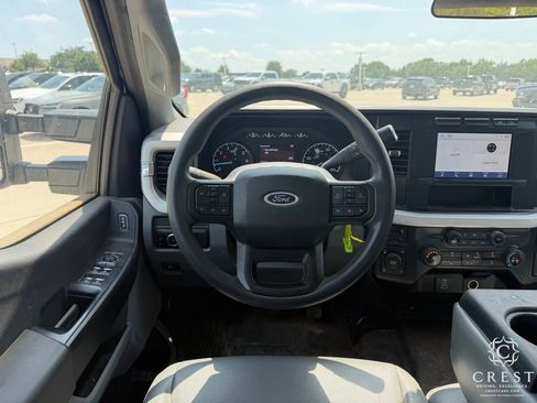 Used 2023 Ford F250 XL AWD/4WD image 13
