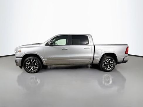 Used 2025 RAM 1500 Laramie w/ Sport Appearance Package AWD/4WD image 4