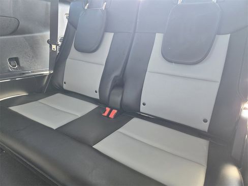 Used 2022 Ford Explorer XLT w/ Equipment Group 202A image 19