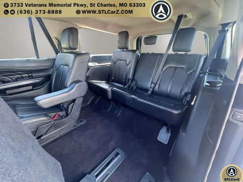 Used 2019 Ford Expedition Max Platinum AWD/4WD image 12