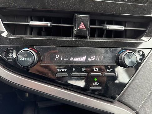 Used 2023 Toyota Camry SE image 16