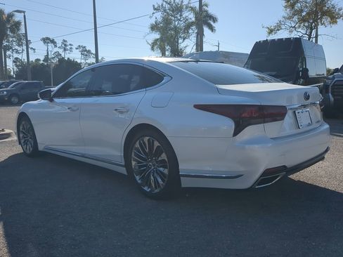 Used 2023 Lexus LS 500 w/ Accessory Package (Z2) image 7