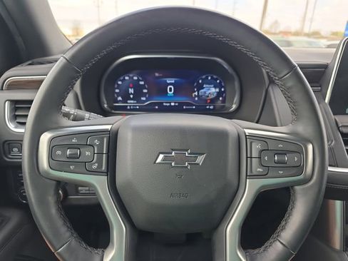 Used 2024 Chevrolet Tahoe Z71 w/ Luxury Package image 19