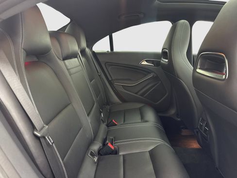 Used 2019 Mercedes-Benz CLA 250 image 44