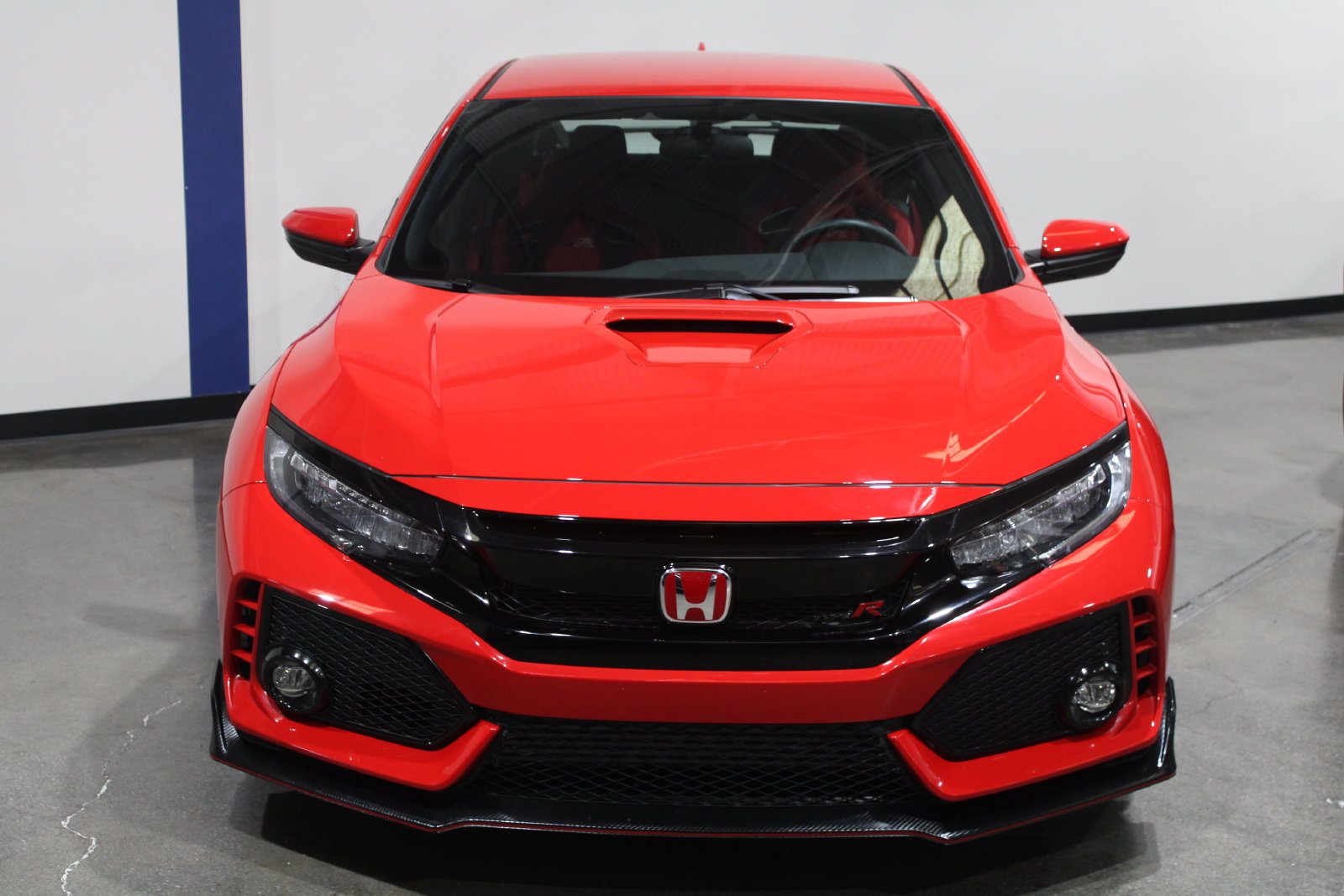 Used 2018 Honda Civic Type R image 4