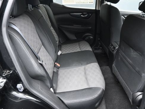 Used 2019 Nissan Rogue Sport SV w/ All-Weather Package AWD/4WD image 22