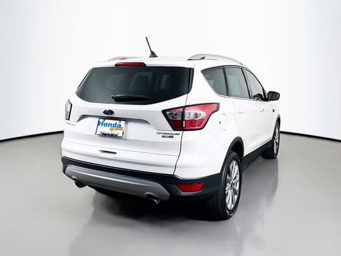 Used 2018 Ford Escape Titanium image 9