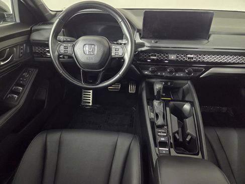Used 2025 Honda Accord Sport image 25