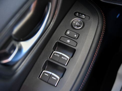 Used 2025 Honda HR-V Sport image 33