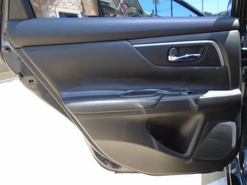 Used 2015 Nissan Altima 2.5 S w/ Power Driver Seat Package FWD image 29