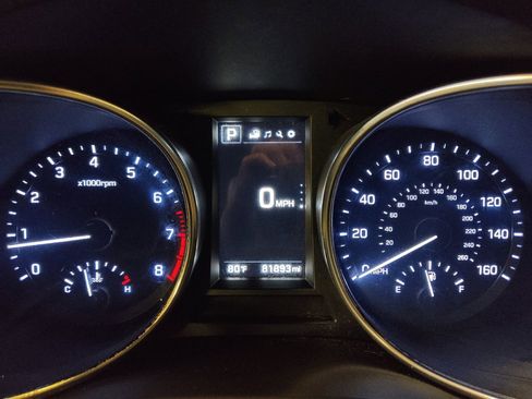 Used 2018 Hyundai Santa Fe Sport AWD/4WD image 23