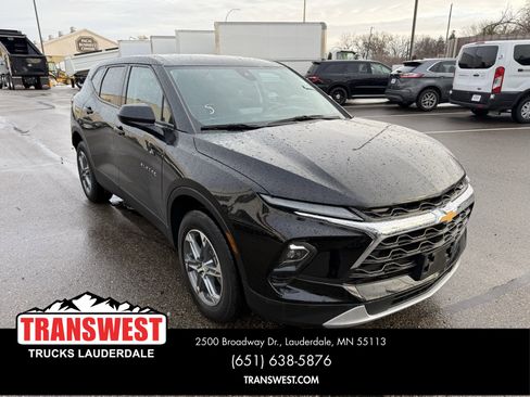 Used 2023 Chevrolet Blazer LT w/ Driver Confidence Package image 16