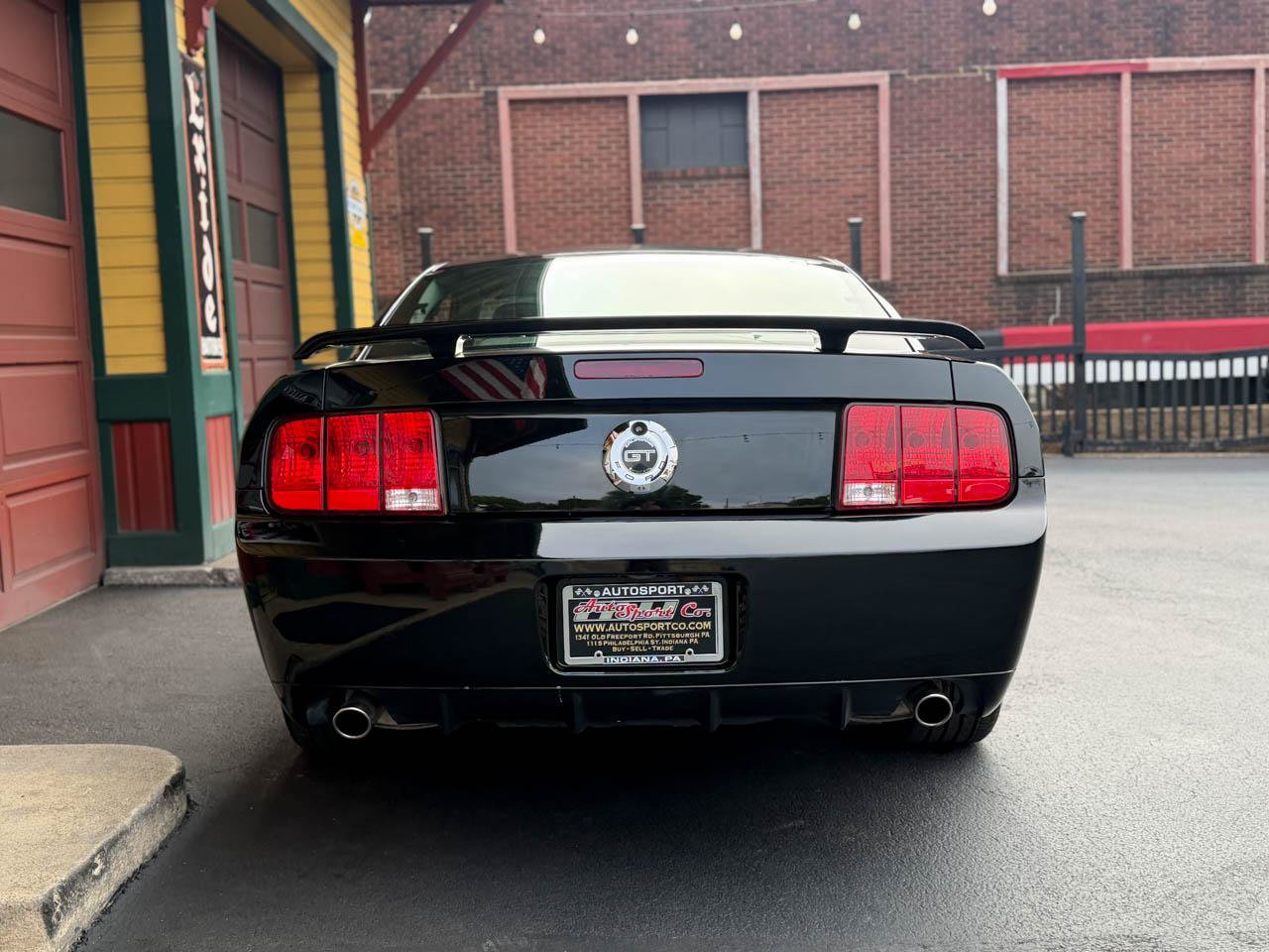 Used 2007 Ford Mustang GT RWD image 5