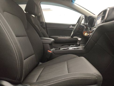 Used 2022 Kia Sportage LX FWD image 21