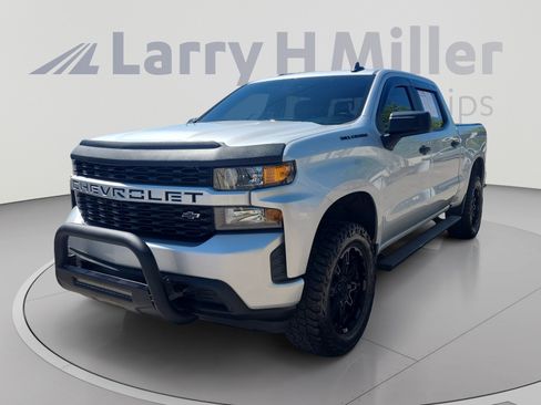 Used 2019 Chevrolet Silverado 1500 Custom w/ Custom Value Package AWD/4WD image 1