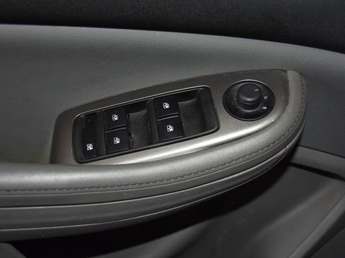 Used 2015 Chevrolet Malibu LS image 20