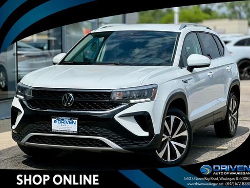 Used 2024 Volkswagen Taos SE FWD image 1