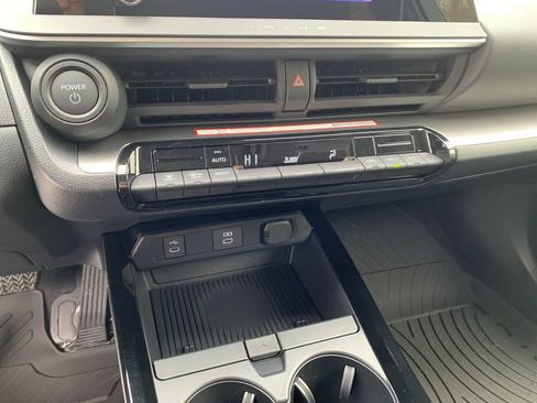 New 2026 Toyota Prius LE image 24