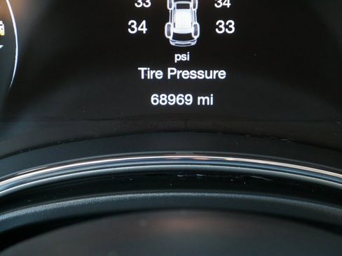 Used 2022 Jeep Grand Cherokee Laredo X image 30