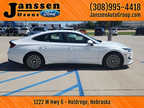 Used 2023 Hyundai Sonata SEL FWD image 5