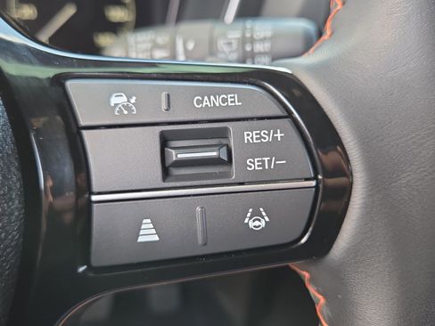 Used 2023 Honda Pilot Sport image 24