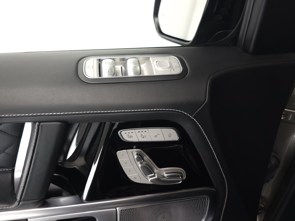 Used 2024 Mercedes-Benz G 550 image 6