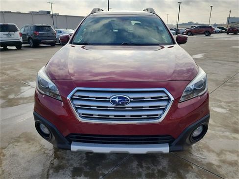 Used 2015 Subaru Outback 2.5i Limited image 2