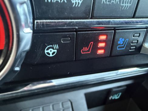 Used 2024 Ford F250 Lariat w/ Lariat Ultimate Package image 31