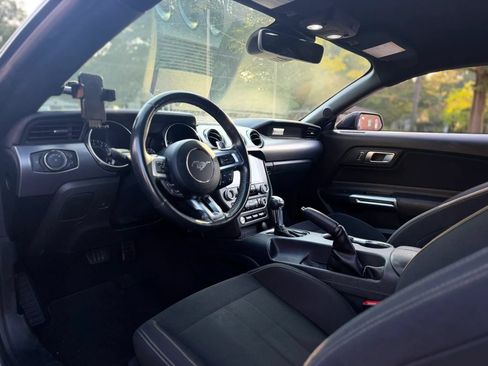 Used 2021 Ford Mustang GT w/ Black Accent Package RWD image 10