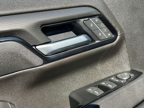Certified 2025 GMC Sierra 2500 AT4 AWD/4WD image 18