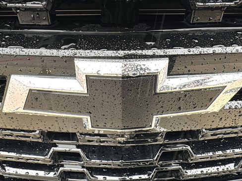 Used 2024 Chevrolet Tahoe Z71 w/ Luxury Package image 11