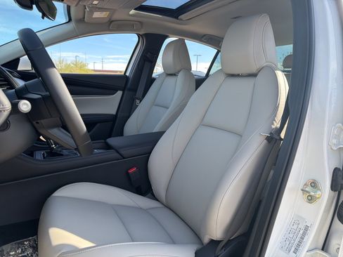 New 2026 MAZDA MAZDA3 2.5 S Sedan w/ Preferred Pkg image 9