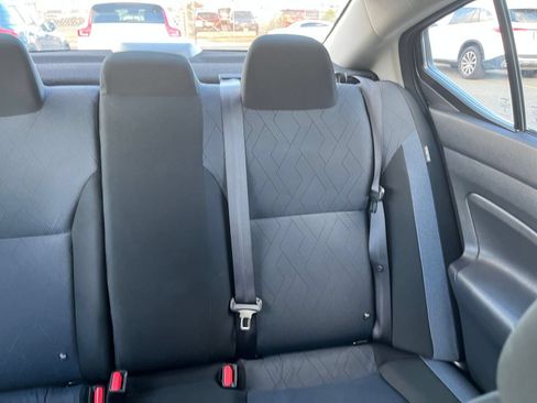 Used 2025 Nissan Versa SV FWD image 35