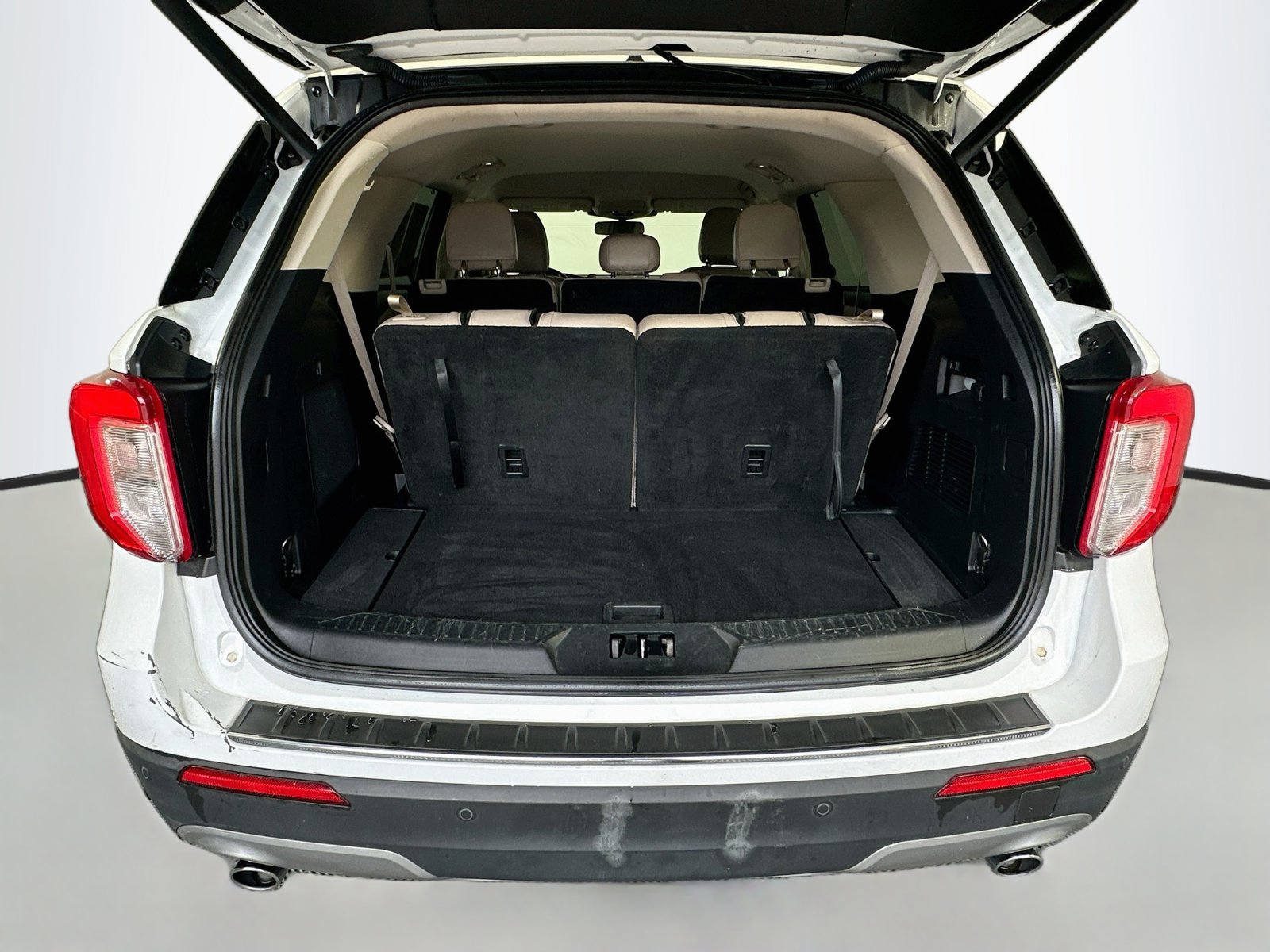 Used 2022 Ford Explorer Limited RWD image 25