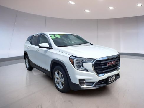 Used 2024 GMC Terrain SLE AWD/4WD image 1