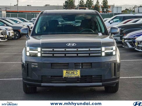 New 2026 Hyundai Santa Fe SE FWD image 2