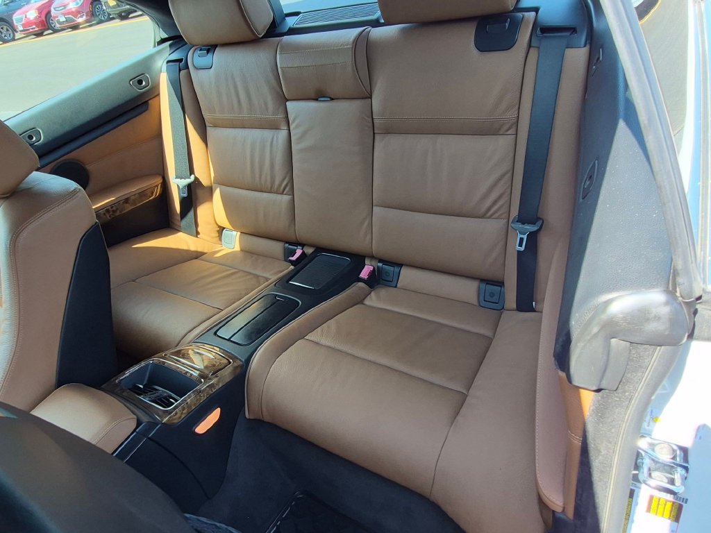Used 2008 BMW 335i Convertible RWD image 18