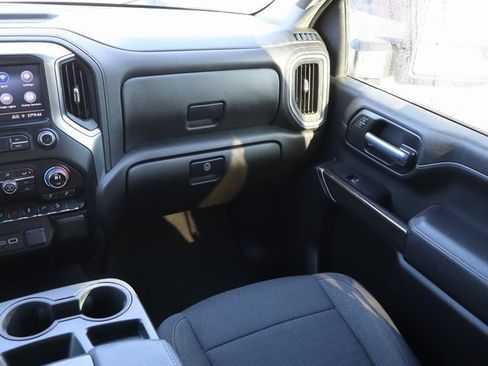 Used 2023 Chevrolet Silverado 2500 LT image 19