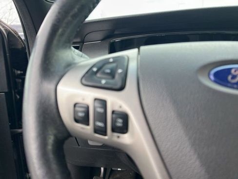 Used 2015 Ford Taurus SEL w/ Equipment Group 201A image 14