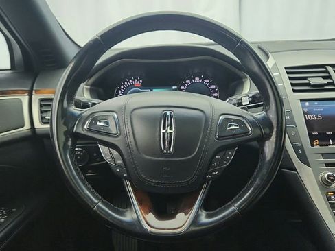 Used 2017 Lincoln MKZ Reserve image 14