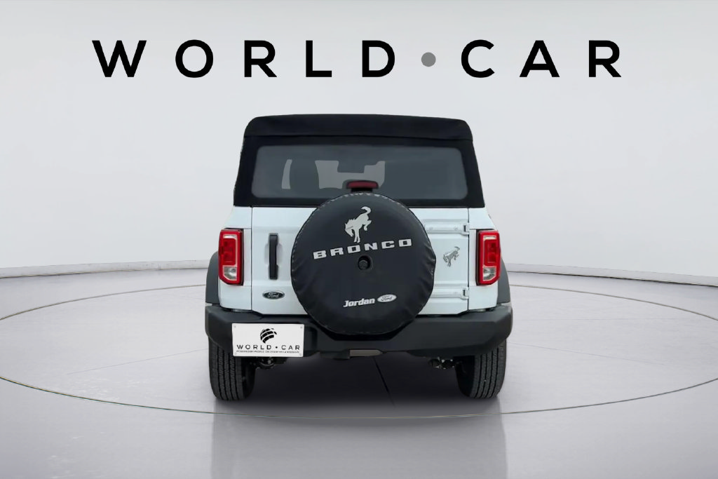 Used 2025 Ford Bronco 4-Door AWD/4WD image 4