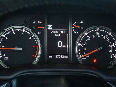 Used 2022 Toyota 4Runner TRD Off-Road Premium image 25