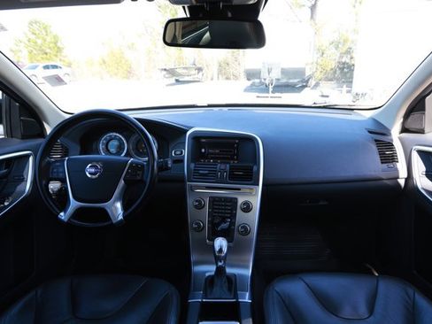 Used 2013 Volvo XC60 T6 image 29