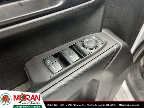 Used 2020 Chevrolet Silverado 1500 Custom w/ Custom Value Package image 17