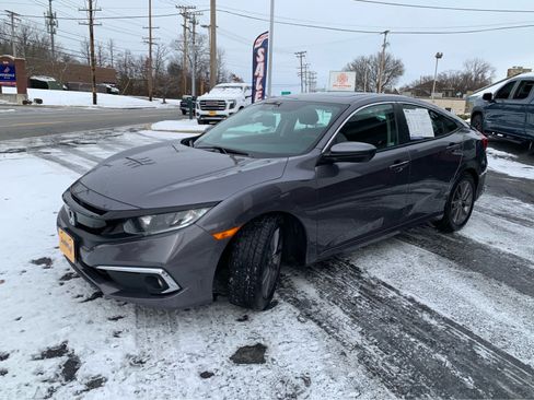 Used 2020 Honda Civic EX image 3