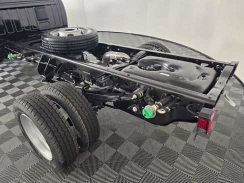New 2026 RAM 5500 Tradesman w/ Chrome Appearance Group image 15