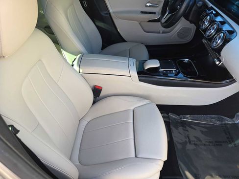 Used 2021 Mercedes-Benz A 220 A 220 image 18